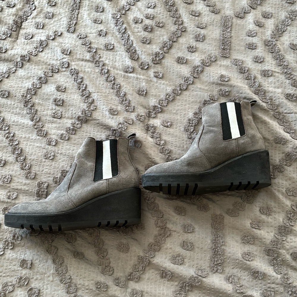 CECILIA NEW YORK Women’s Ankle Boots